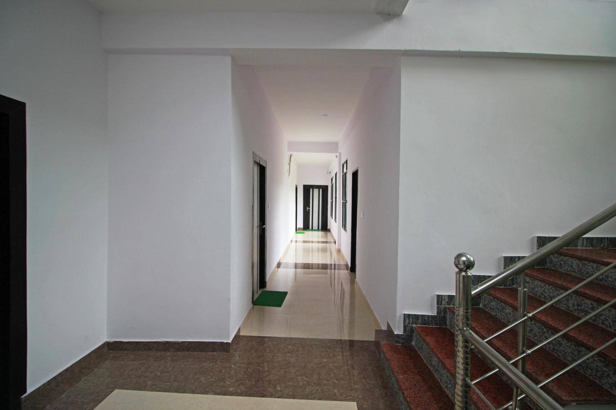 Oyo Hotel Chandni Νταραμσάλα Εξωτερικό φωτογραφία